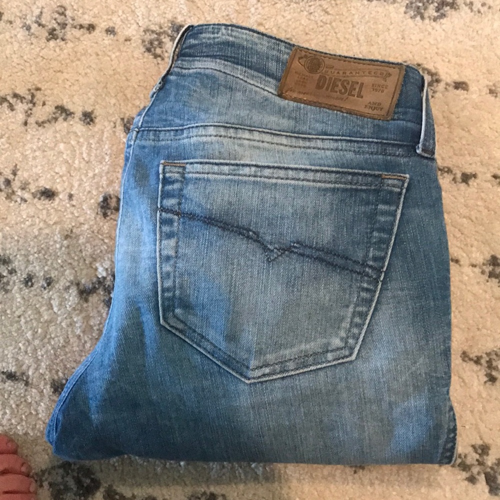 Diesel size 27 skinny light wash jeans
